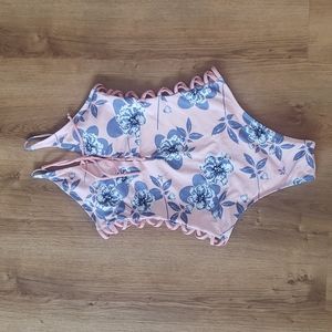 Cupshe pink one peice